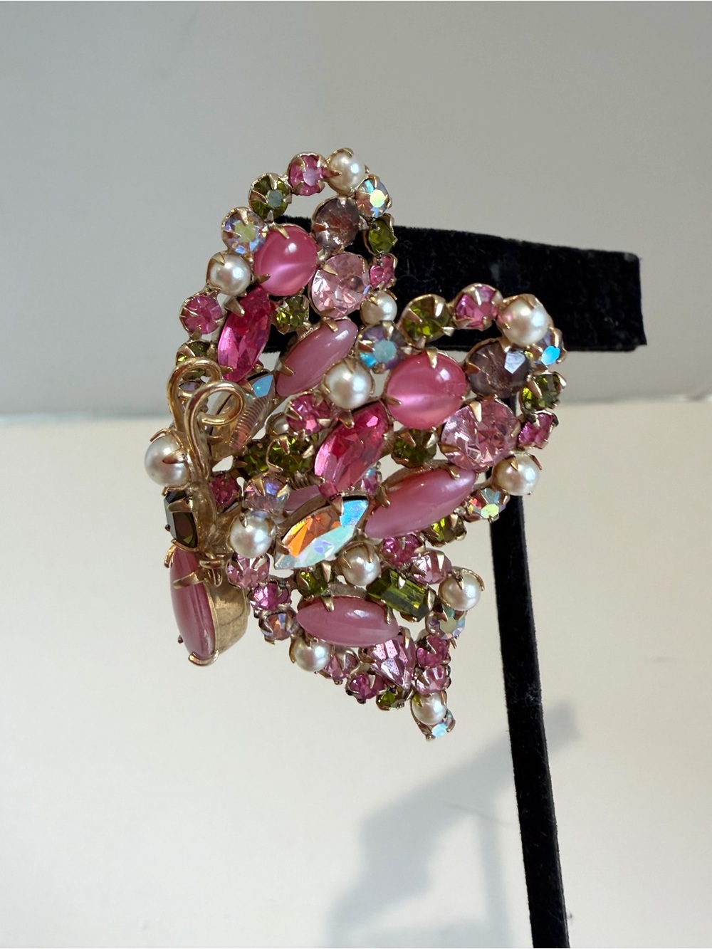 Vintage Schreiner New York Pink Rhinestone Cabochon Trembler Butterfly Brooc